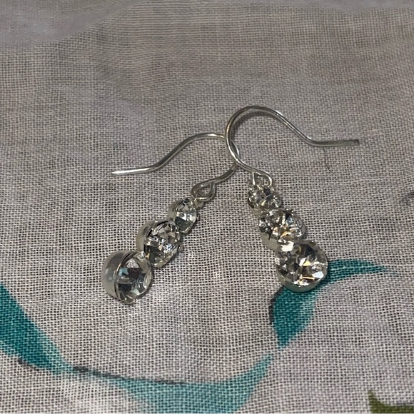 Unbranded Rhinestone Drop Earrings - Picture 2 of 7